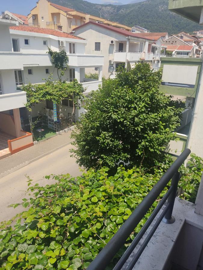 Apartments Mare Будва Екстер'єр фото