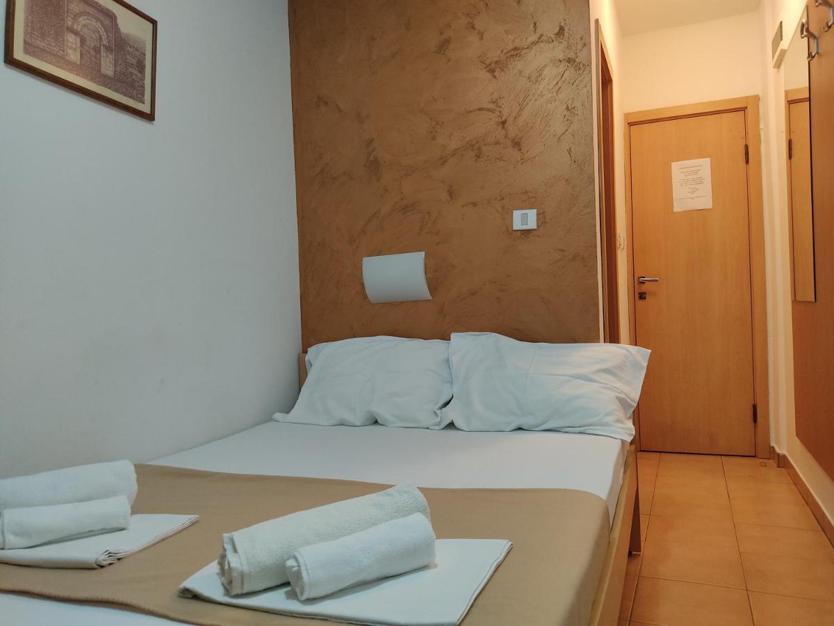Apartments Mare Будва Екстер'єр фото