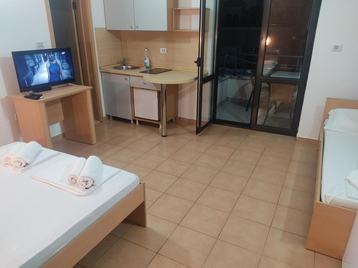 Apartments Mare Будва Екстер'єр фото