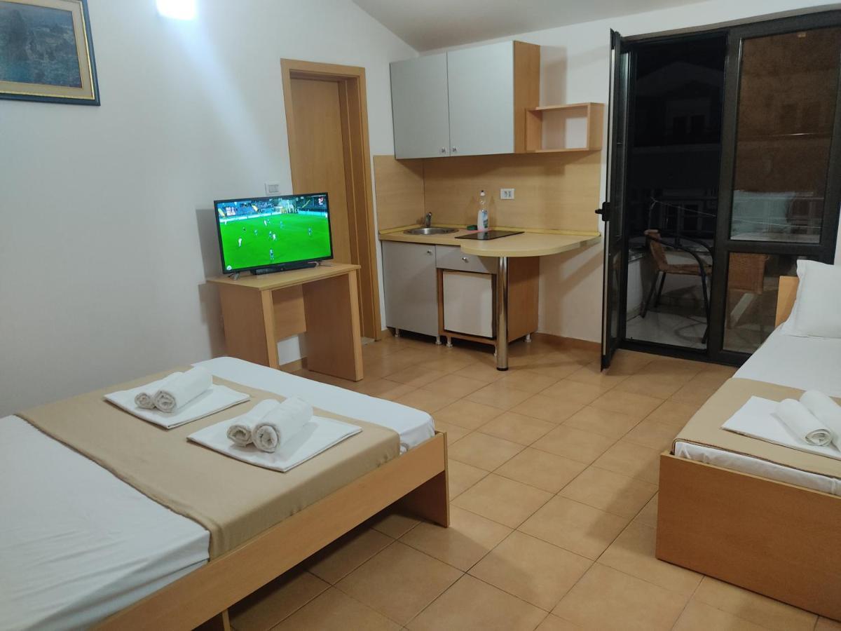 Apartments Mare Будва Екстер'єр фото